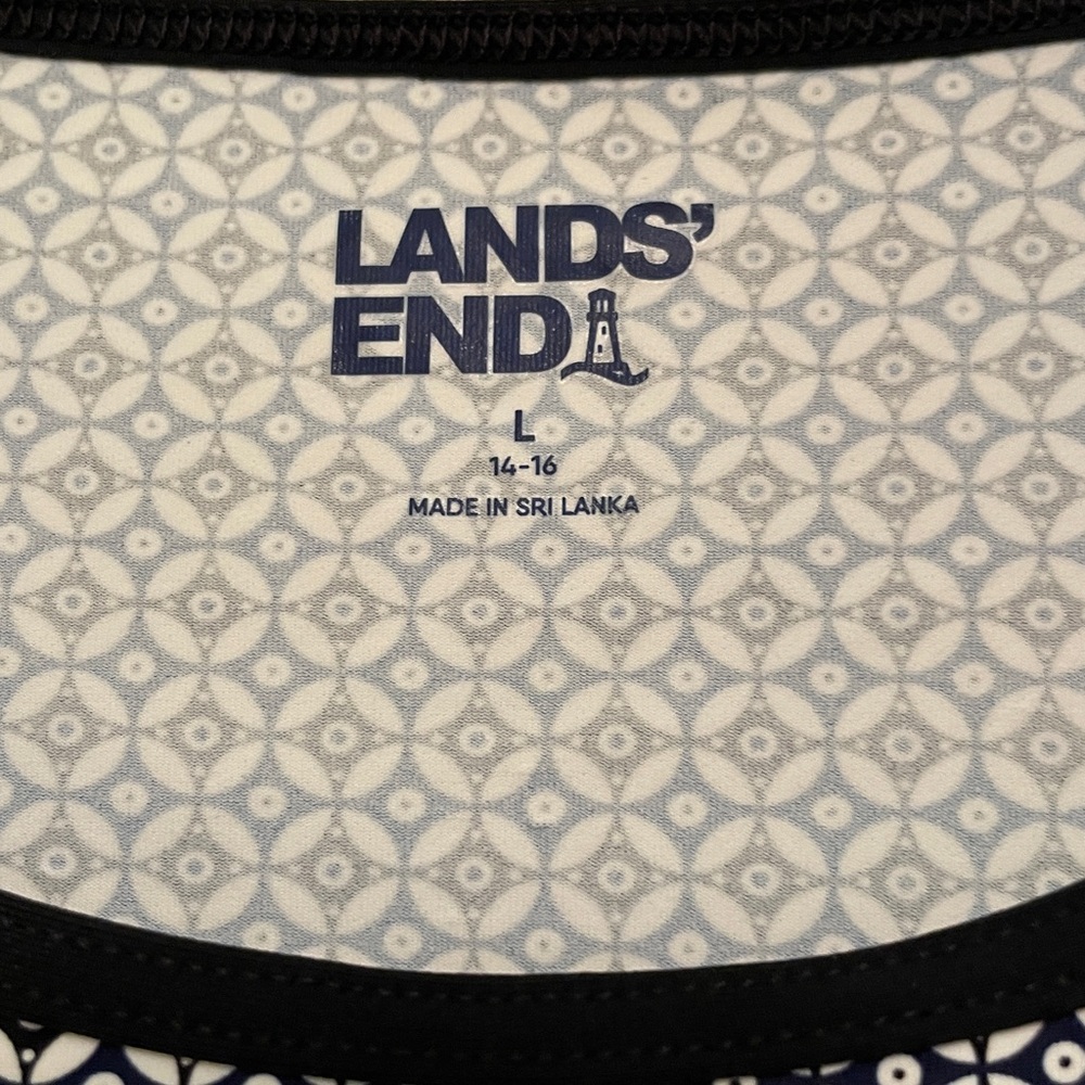 LANDS’ End Rash Guard Popover Swim Top with Sun Protection Large - Picture 2 of 11